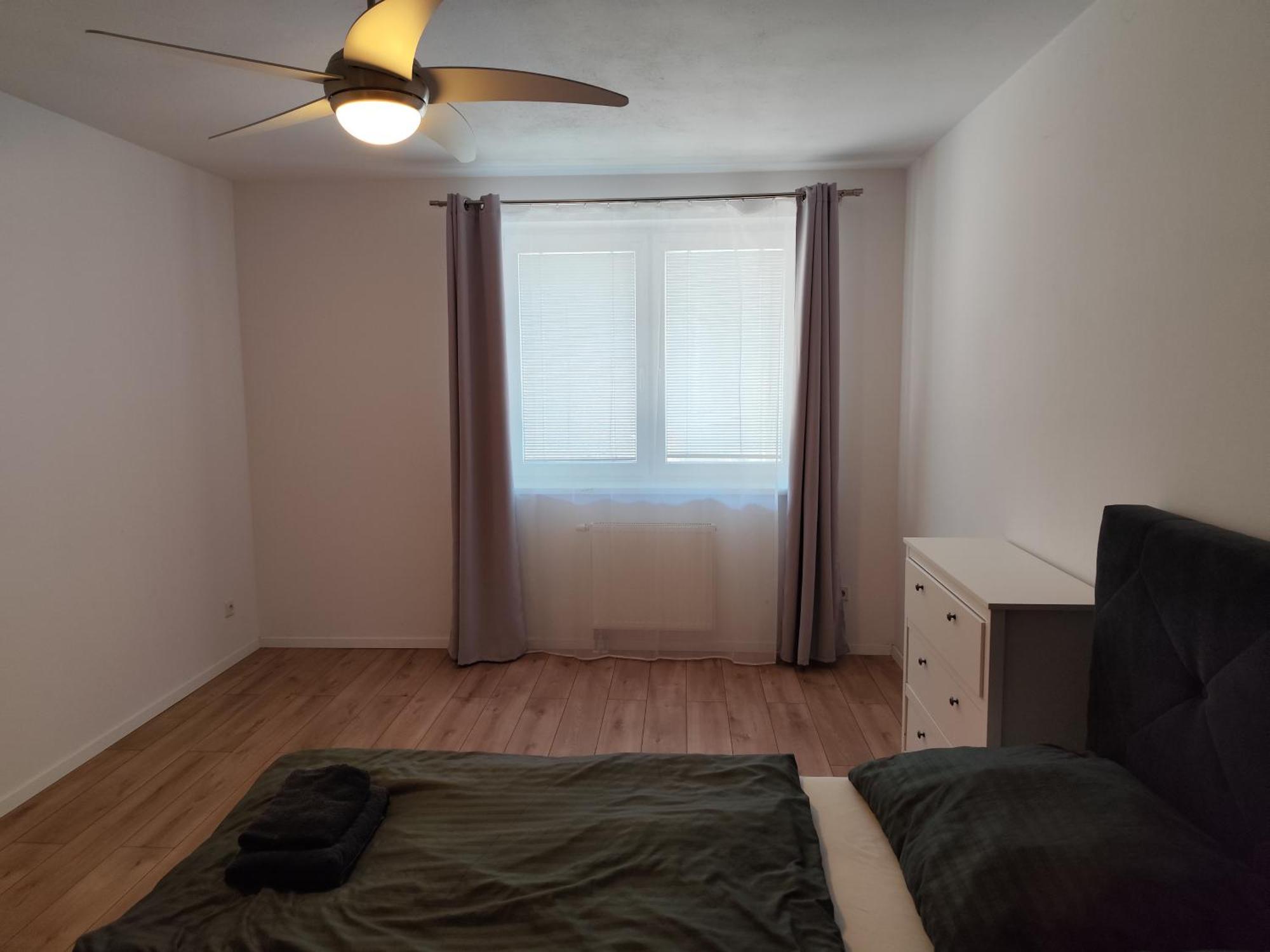 2 Room Apartment, Near Oc Galeria, Petrzalka Bratislava Eksteriør bilde